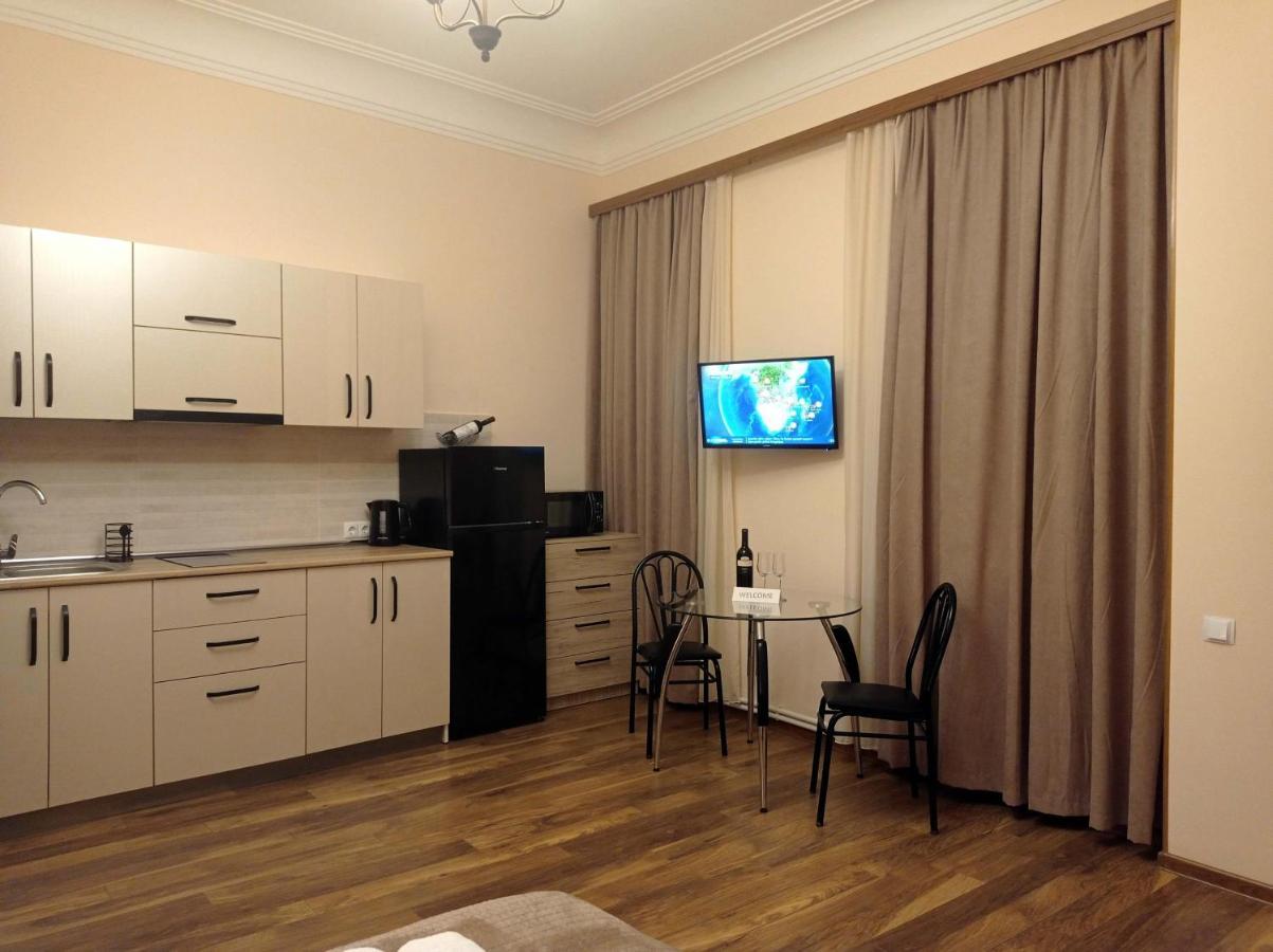 La Maison #7 Tbilisi Bagian luar foto