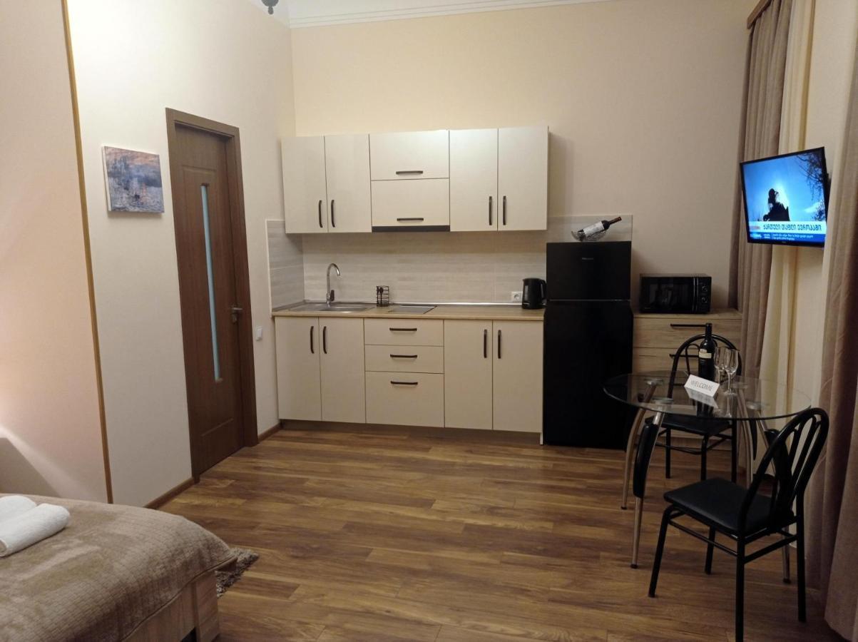 La Maison #7 Tbilisi Bagian luar foto
